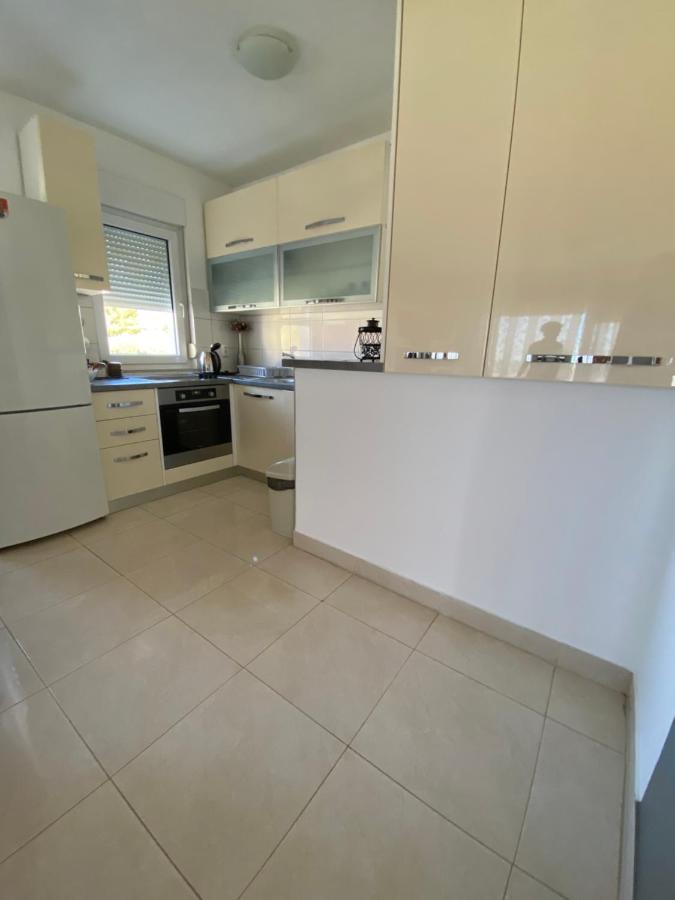 Apartman Mila Apartment คาชเตลา ภายนอก รูปภาพ