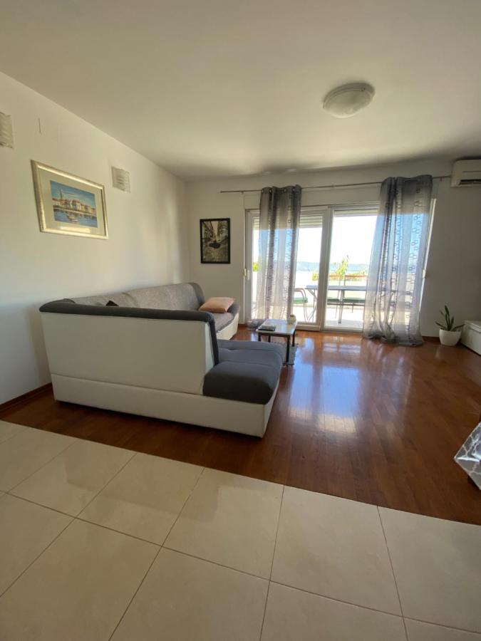 Apartman Mila Apartment คาชเตลา ภายนอก รูปภาพ