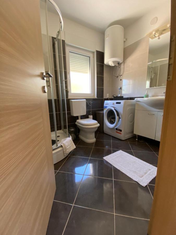 Apartman Mila Apartment คาชเตลา ภายนอก รูปภาพ