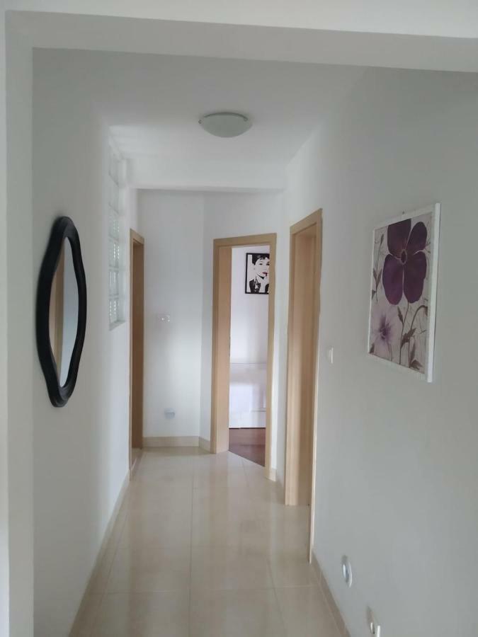 Apartman Mila Apartment คาชเตลา ภายนอก รูปภาพ